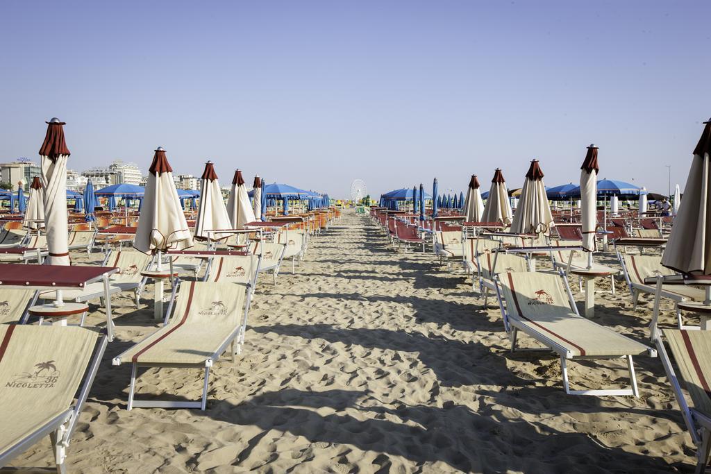 Residence Fellini Rimini Exterior foto