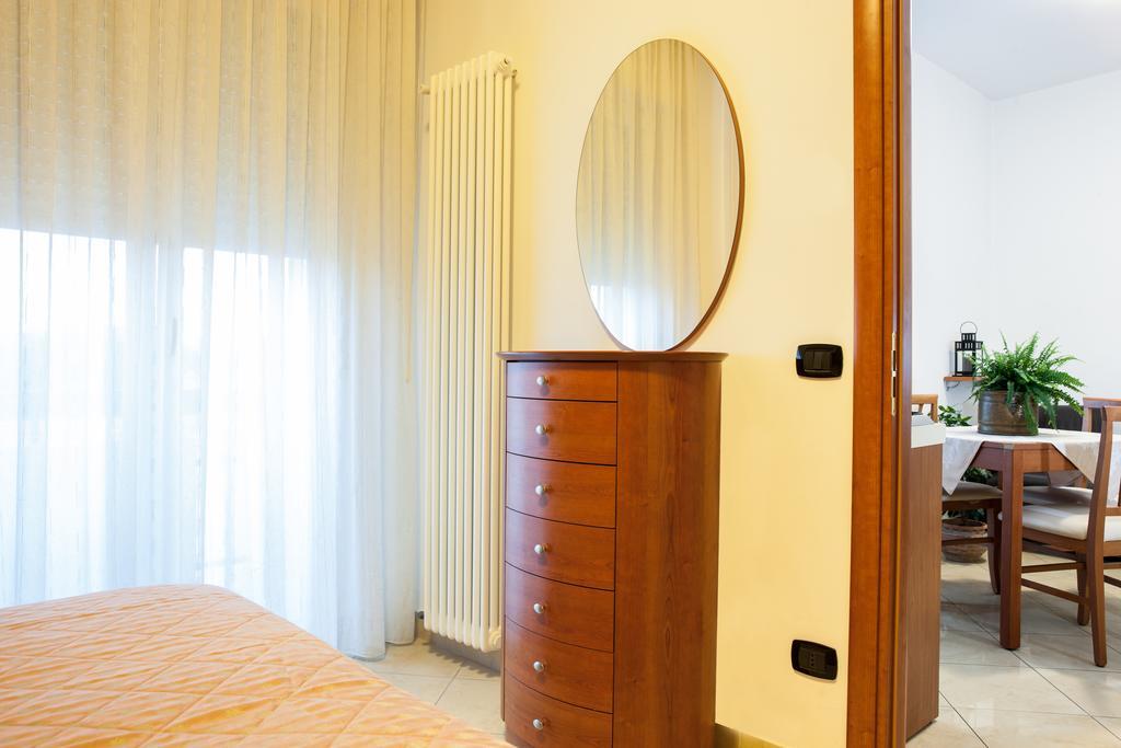 Residence Fellini Rimini Exterior foto