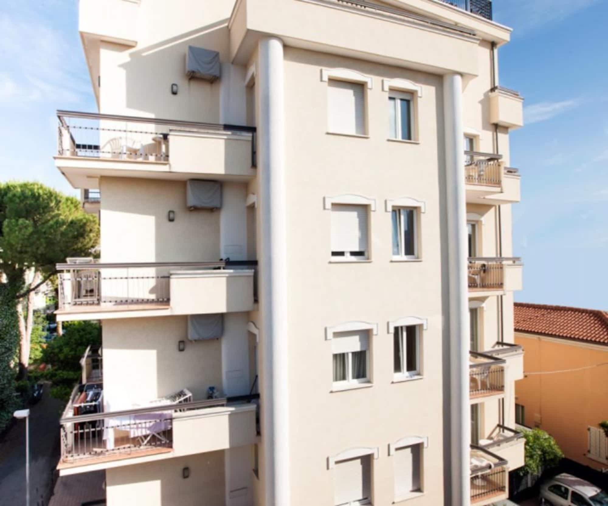 Residence Fellini Rimini Exterior foto